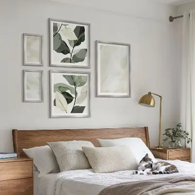 Bildergalerie-Set für die Wand mit abstrakten Boho-Motiven in leuchtenden Farben
