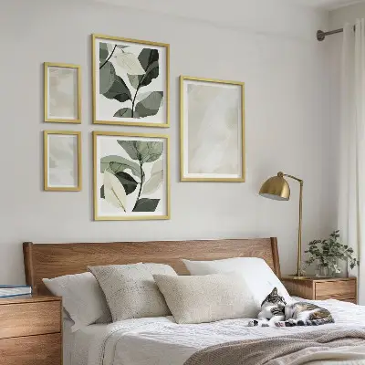 Bildergalerie-Set für die Wand mit abstrakten Boho-Motiven in leuchtenden Farben