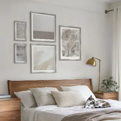 Bildergalerie-Set für die Wand mit industriellen abstrakten Mustern