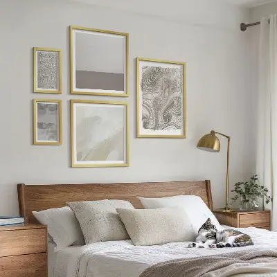 Bildergalerie-Set für die Wand mit industriellen abstrakten Mustern