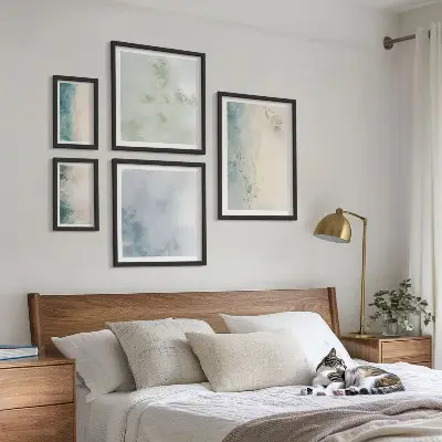 Modernes Wandbilder-Set verschüttete Wasserfarben auf Leinwand im minimalistischen Stil