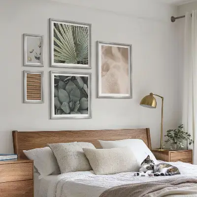 Bildergalerie-Set für die Wand mit Motiven von Steinen, Holz und Stofftexturen