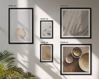 Modernes Wandbilder-Set mit minimalistischen warmen Texturen