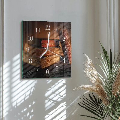 Quadratische wanduhr modern Buch