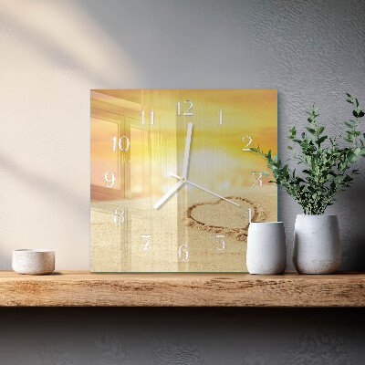 Quadratische wanduhr Herz im Sand