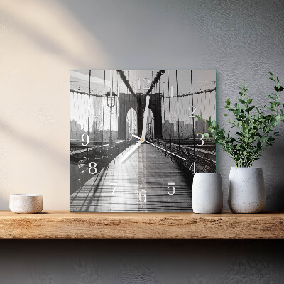 Moderne wanduhr quadratisch Brücke