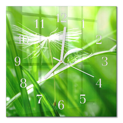 Moderne wanduhr quadratisch Gras