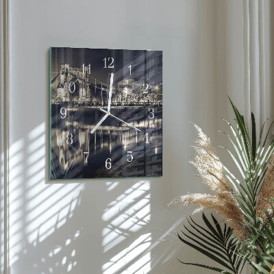 Moderne wanduhr quadratisch Brücke