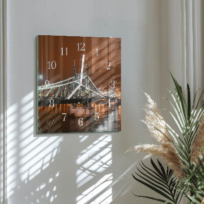 Quadratische wanduhr Brücke