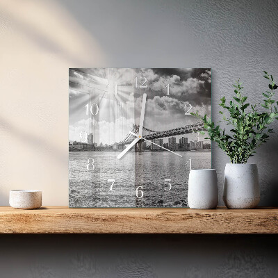 Quadratische wanduhr Brücke