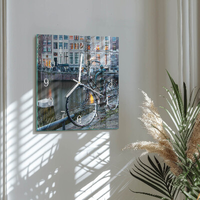 Moderne wanduhr quadratisch Fahrrad