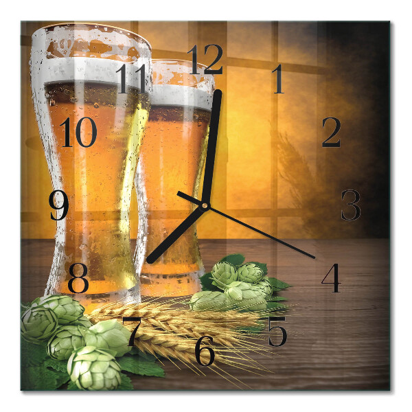 Glasuhr quadratisch Gläser Bier