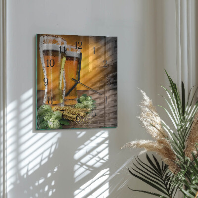 Glasuhr quadratisch Gläser Bier