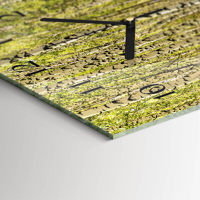 Quadratische wanduhr modern Birkenwald