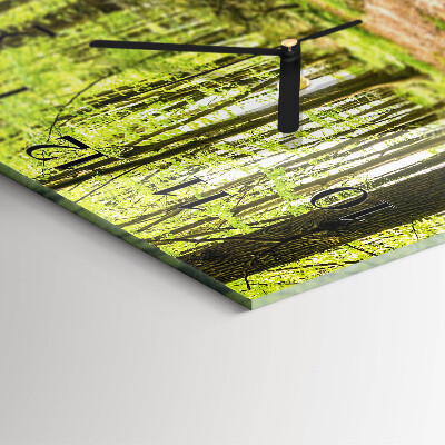 Moderne wanduhr quadratisch Wald