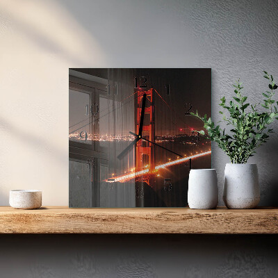 Quadratische wanduhr modern Brücke