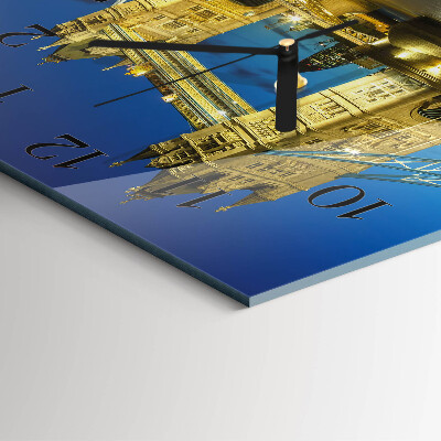 Quadratische wanduhr modern London Bridge