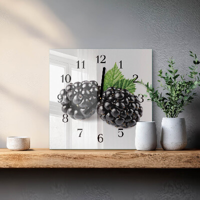 Quadratische wanduhr modern Brombeeren