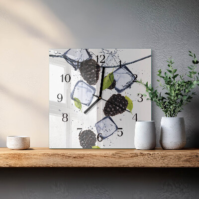 Quadratische wanduhr modern Brombeeren