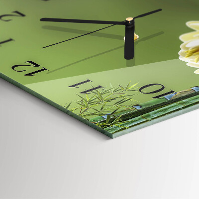 Quadratische wanduhr Lilie