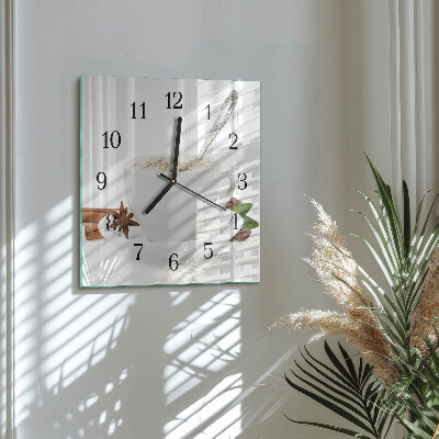 Moderne wanduhr quadratisch Eine Tasse Anis
