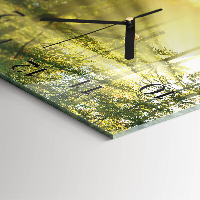 Quadratische wanduhr modern Wald
