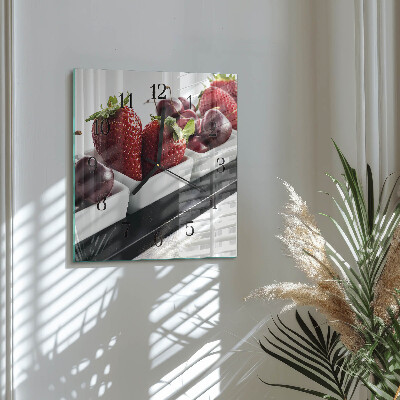 Glasuhr quadratisch Erdbeeren