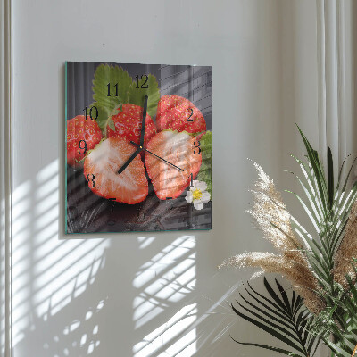Quadratische wanduhr modern Erdbeeren