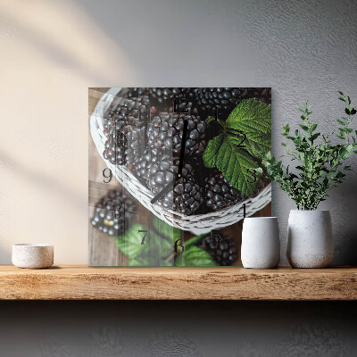 Quadratische wanduhr modern Brombeeren