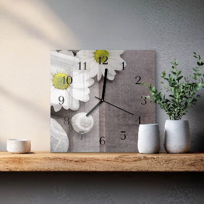 Glasuhr quadratisch Blumen und Steine
