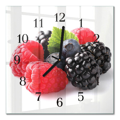 Moderne wanduhr quadratisch Beeren