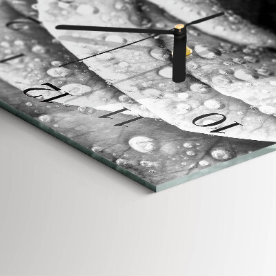Wanduhr design ausgefallen vertikal Rose