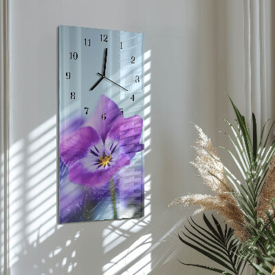Wanduhr design ausgefallen vertikal Blume