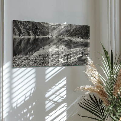 Wanduhr aus glas horizontal Berge in Stille